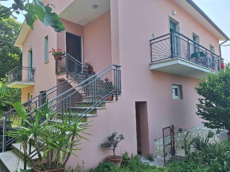 Detached house in San Severino Marche