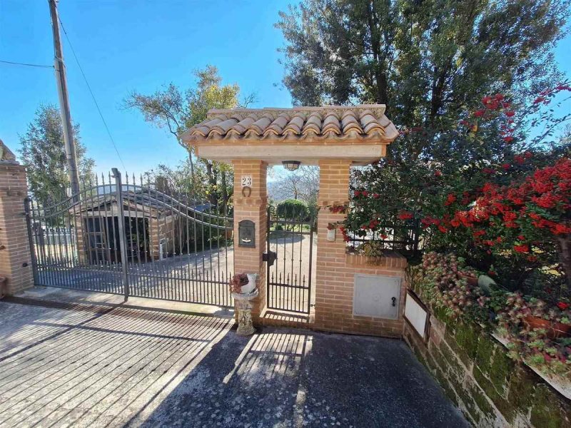 House in San Severino Marche