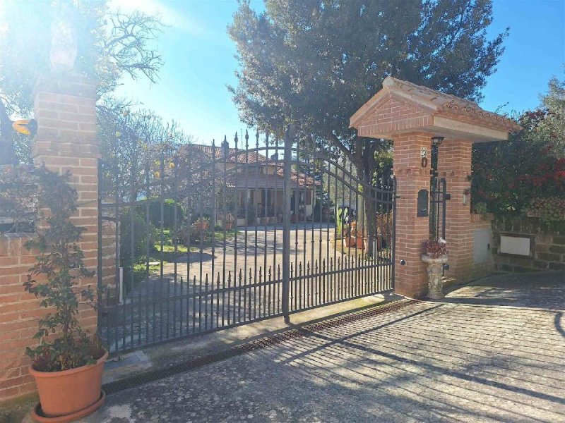 House in San Severino Marche