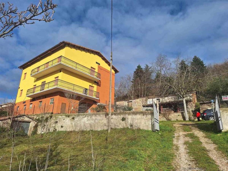 Поселок в Камерино