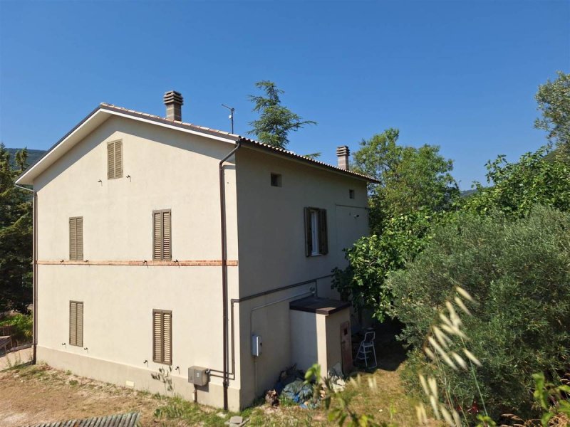 Einfamilienhaus in San Severino Marche