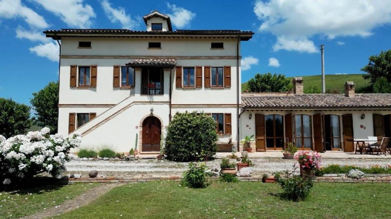 Villa i Montecassiano