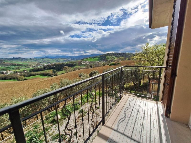 Einfamilienhaus in San Severino Marche