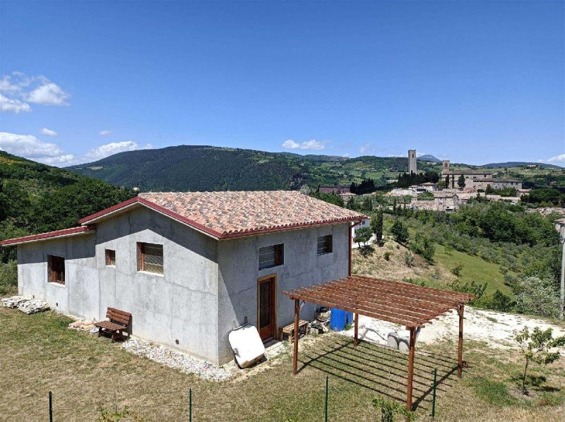 Casa em San Severino Marche