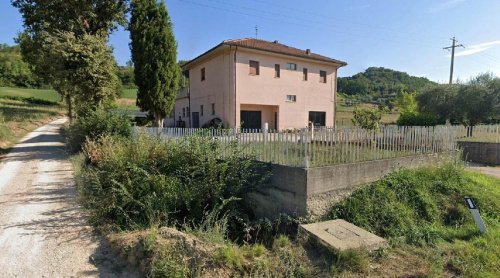 Casa a San Severino Marche