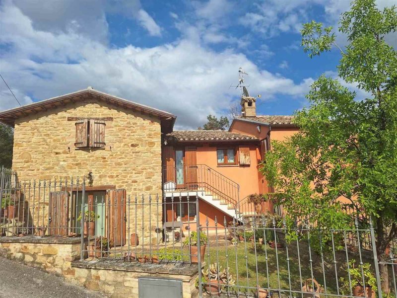 Farmhouse in San Severino Marche