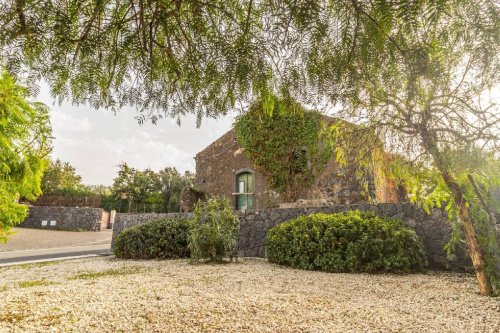 Casa en Aci Sant'Antonio