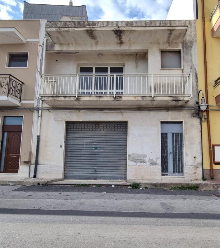 Apartamento em Canicattini Bagni