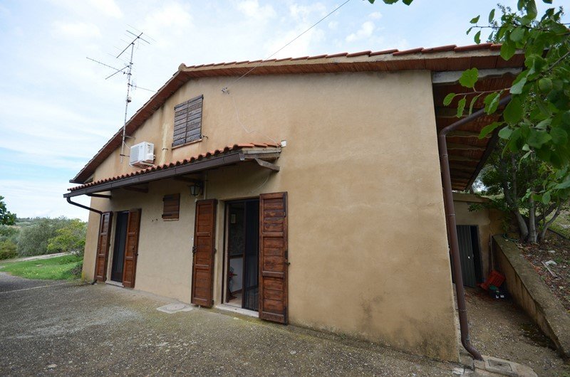Country house in Seggiano