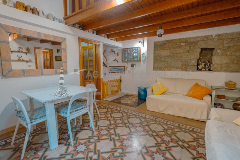 Terraced house in La Maddalena