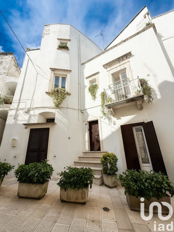 马丁纳弗兰卡别墅