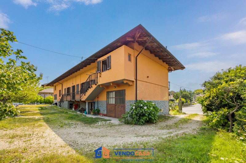 Detached house in Monchiero