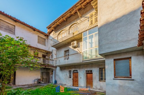 Casa geminada em Farigliano