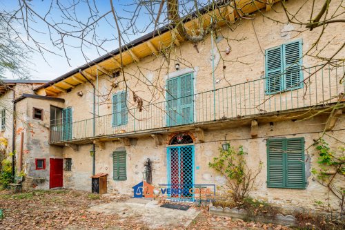 Maison individuelle à Mombarcaro