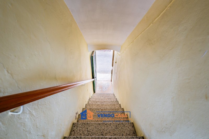 Casa geminada em Dogliani