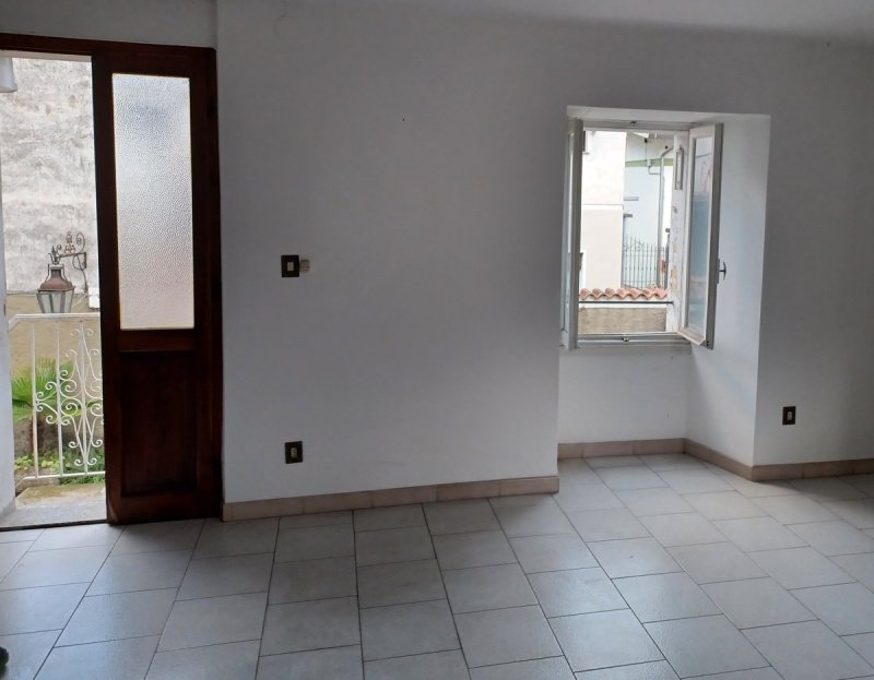 Vrijstaande woning in Omegna