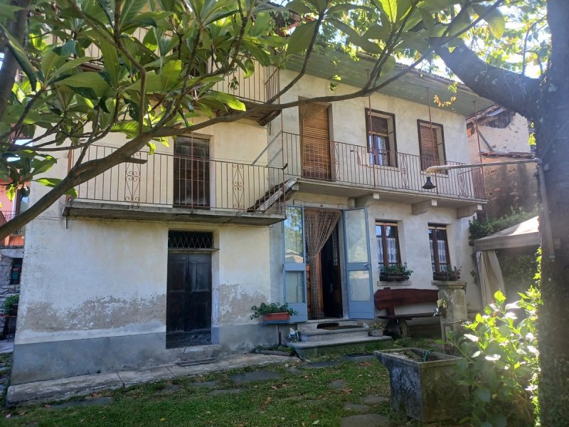 Casa indipendente a Quarna Sotto