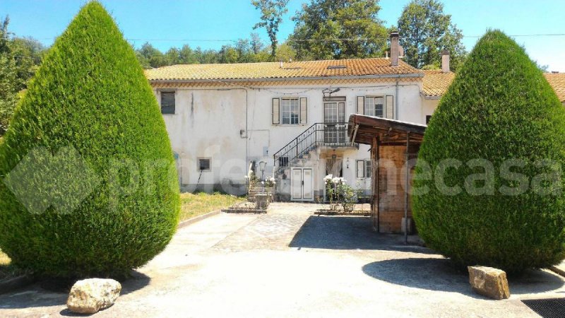 Country house in San Pietro Avellana