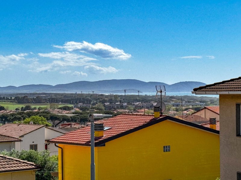 Self-contained apartment in San Vincenzo