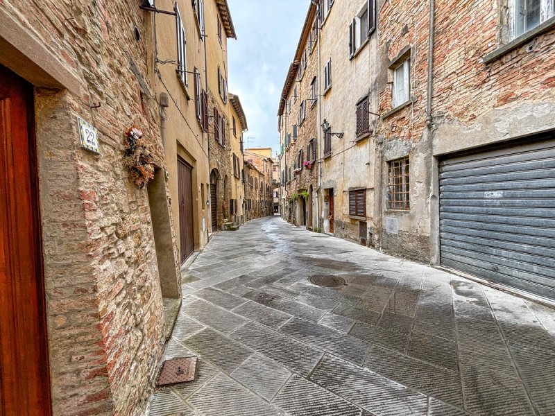 Apartamento em Volterra