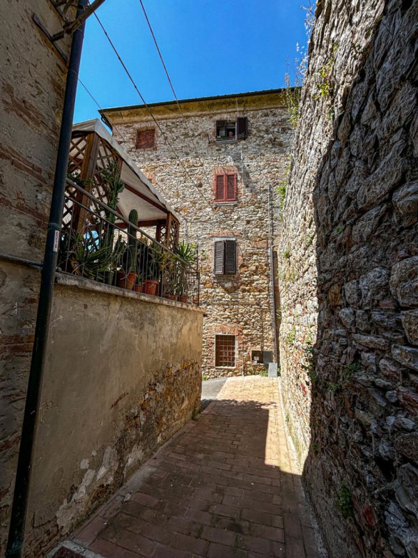 Appartement à Suvereto