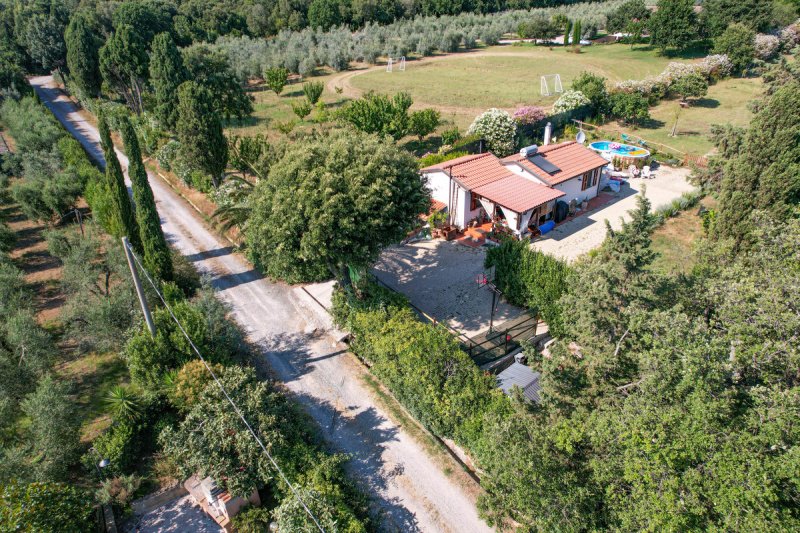 Maison individuelle à Casale Marittimo