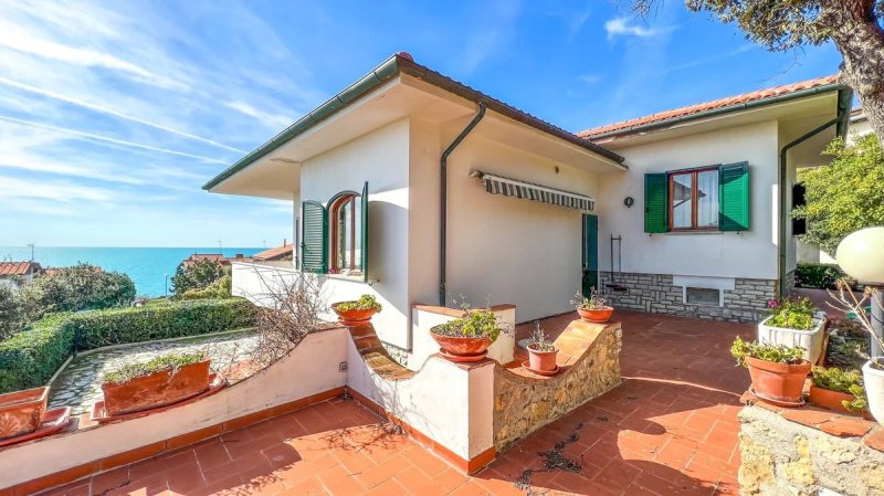 滨海罗西尼亚诺别墅