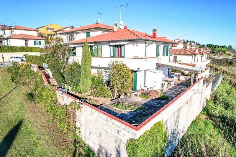 Casa independente em Guardistallo