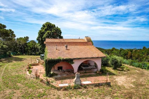 Villa a Rosignano Marittimo