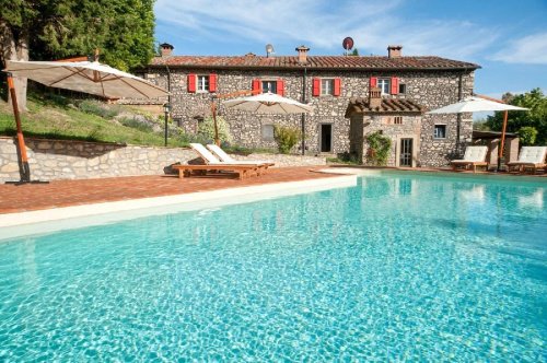 Lantställe i Montecatini Val di Cecina