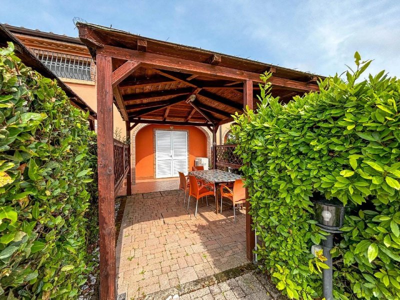 2 Bedrooms Apartment for sale in Rosignano Marittimo [795257] | Gate-away®