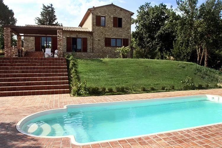 Villa in Montescudaio