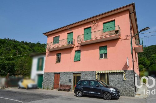 Detached house in Millesimo