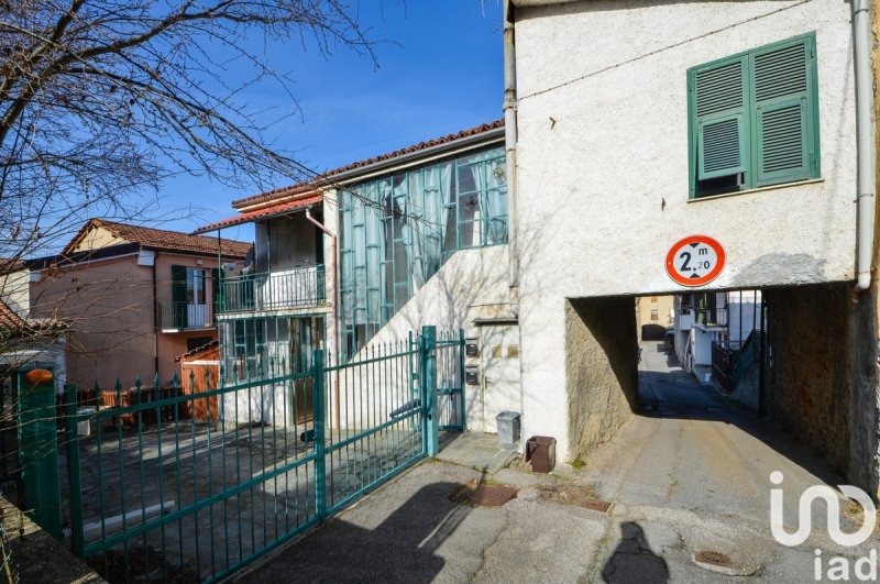 Casa independiente en Cairo Montenotte