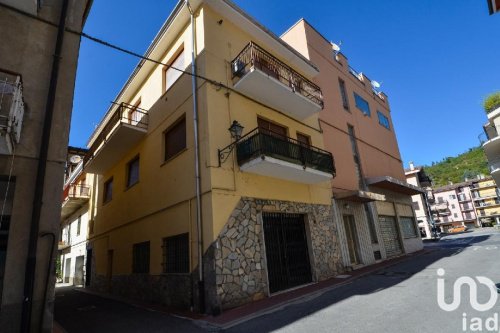 Vrijstaande woning in Millesimo