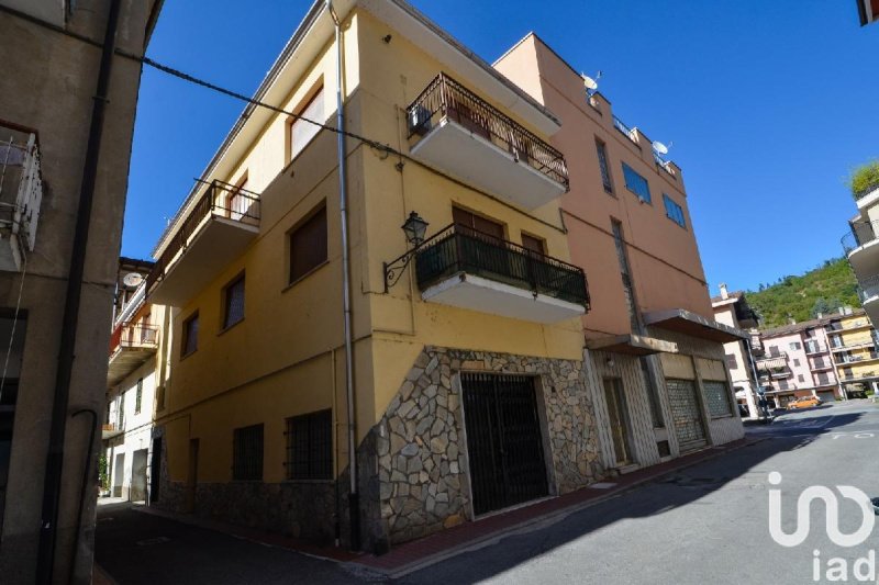 Casa indipendente a Millesimo