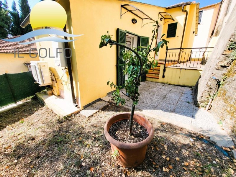 Detached house in Diano San Pietro