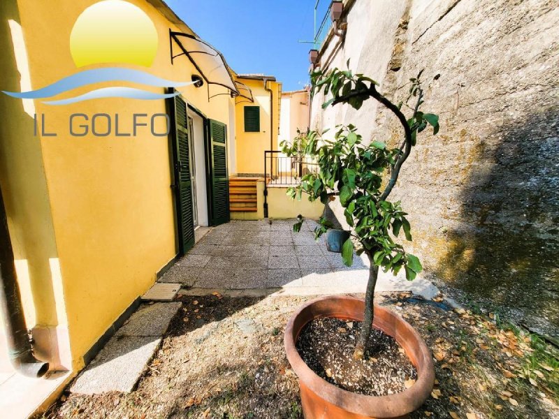 Detached house in Diano San Pietro