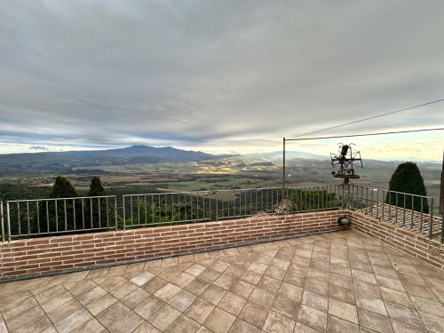 Detached house in Montalcino