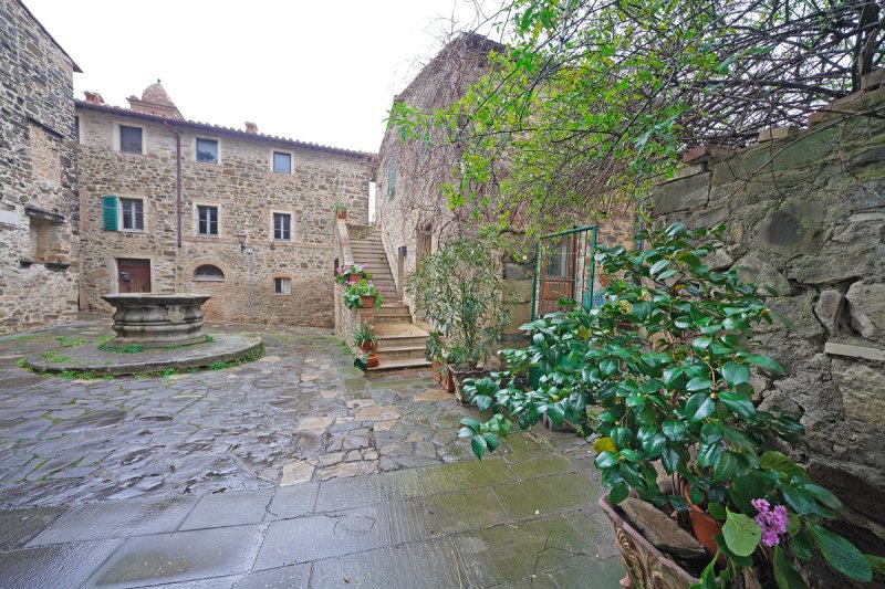 Casa geminada em Castel del Piano