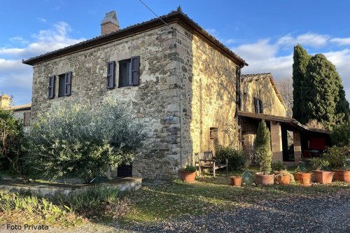Hus på landet i Castel del Piano