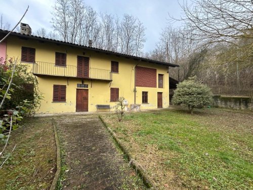Semi-detached house in Frinco