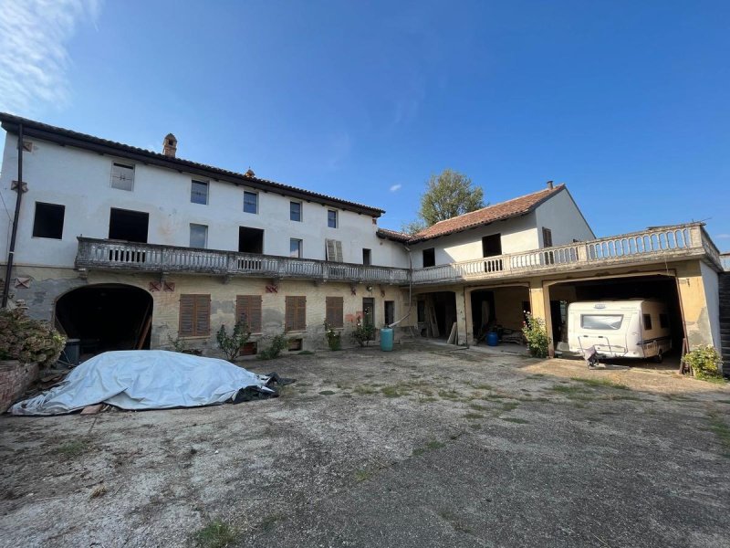 Villa i Castagnole Monferrato