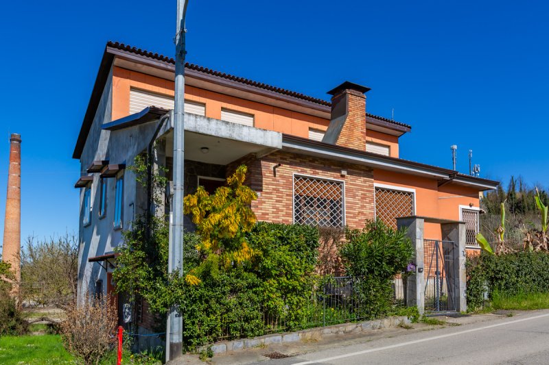 Villa en Calliano