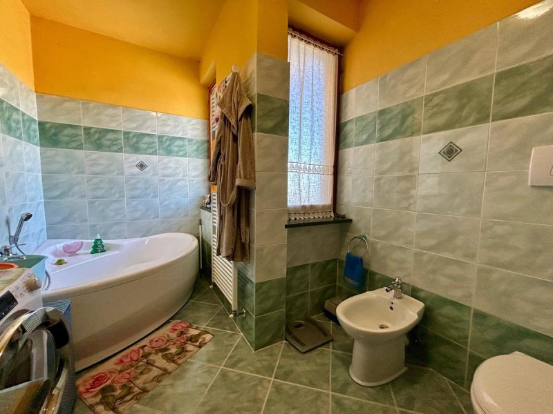 Особняк из двух квартир в Портакомаро