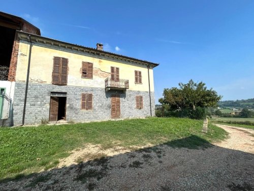 Parhus i Castell'Alfero