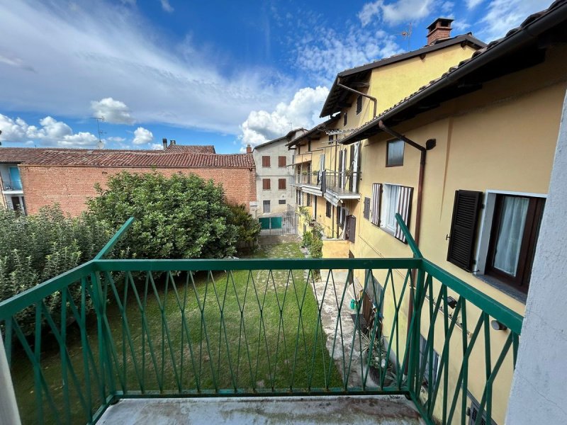 Casa geminada em Montemagno