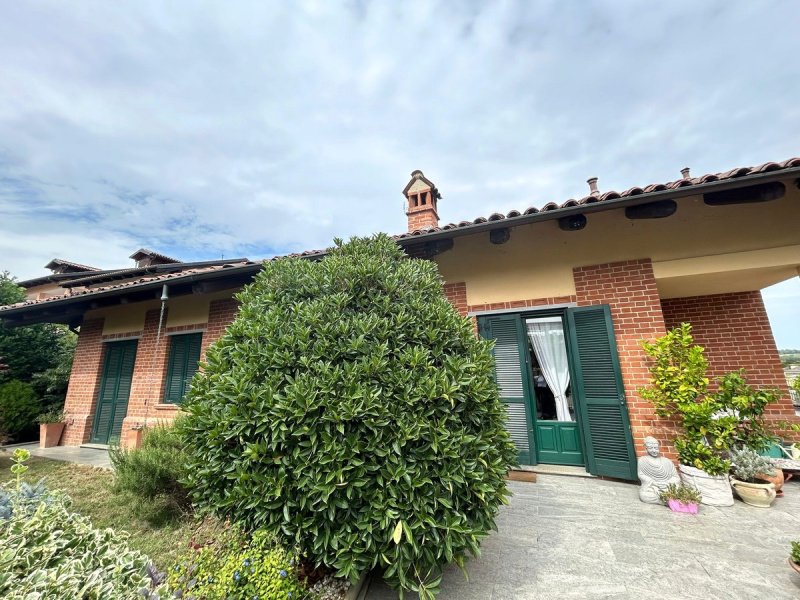 Villa a Castell'Alfero