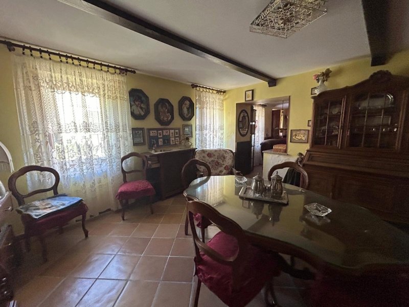 格拉扎诺巴多廖独栋房屋