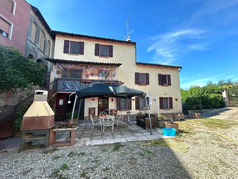 格拉扎诺巴多廖独栋房屋